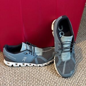 Oncloud blue and grey sneakers